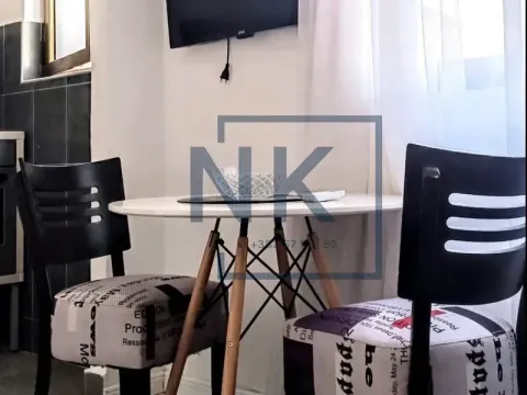 Izdavanje, jednosoban stan, 35m², Momišići, Podgorica