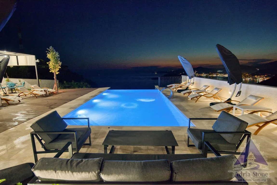 Sale, house, 450m², Tudorovići, Budva