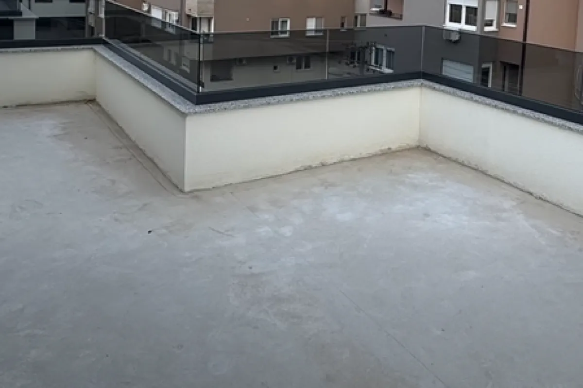 Prodaja, stan, 136m², Telep, Novi Sad Sve Podlokacije