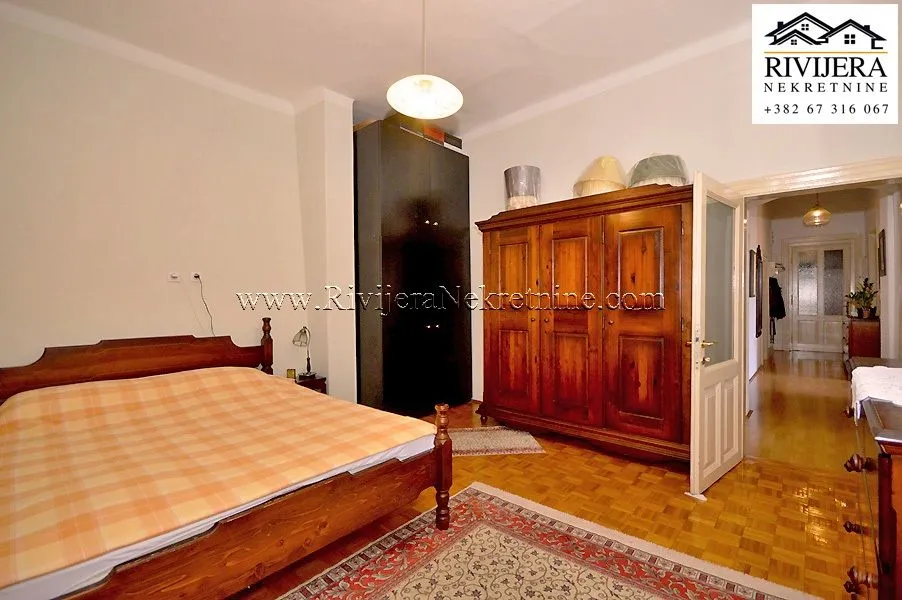 Prodaja, četvorosoban stan, 177m², Centar, Herceg Novi