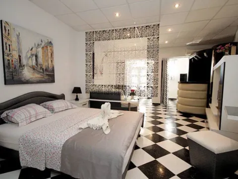 Sale, house, 300m², Sutomore, Bar - image 2