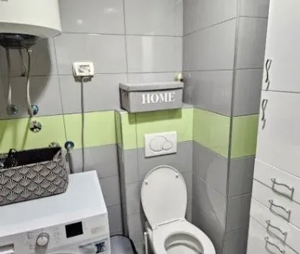 Izdavanje, jednosoban stan, 47m², City Kvart, Podgorica - image 10