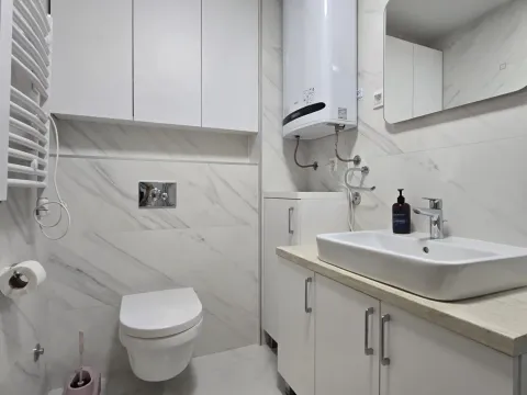 Rent, one bedroom apartment, 45m², City Kvart, Podgorica - image 10