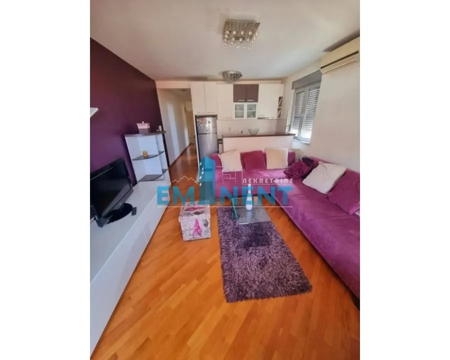 Rent, apartment, 40m², Lekino Brdo, Voždovac Sve Podlokacije