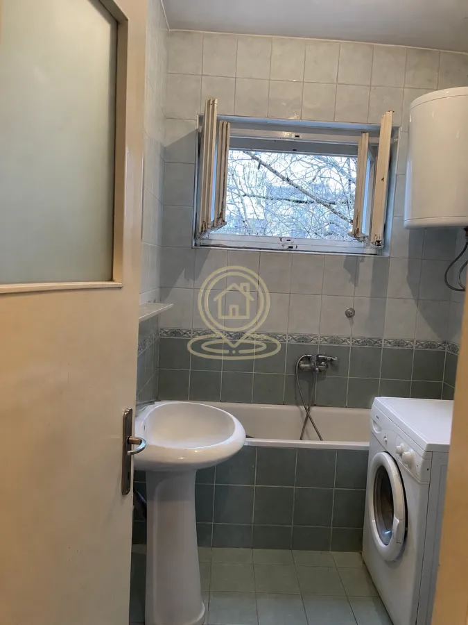 Prodaja, dvosoban stan, 58m², Centar, Novi Sad