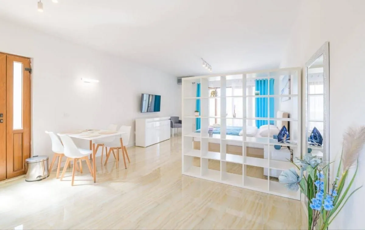 Prodaja, jednosoban stan, 87m², Donja Lastva, Tivat