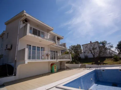 Sale, house, 310m², Bar, Crna Gora