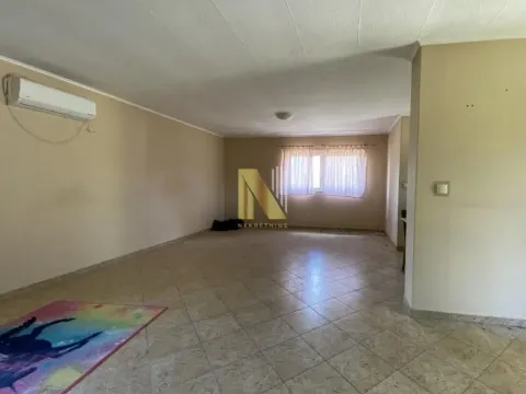 Prodaja, kuća, 301m², Bečej, Novi Sad - image 11