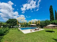 Izdavanje, kuća, 250m², Mareza, Podgorica - image 6