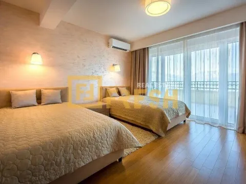 Prodaja, kuća, 300m², Tivat, Crna Gora - image 6