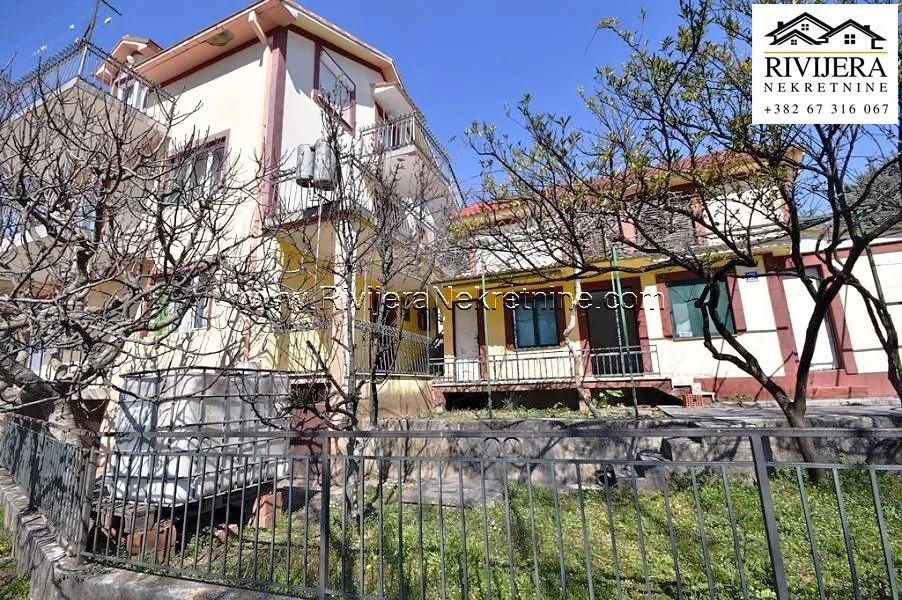 Prodaja, kuća, 250m², Topla, Herceg Novi