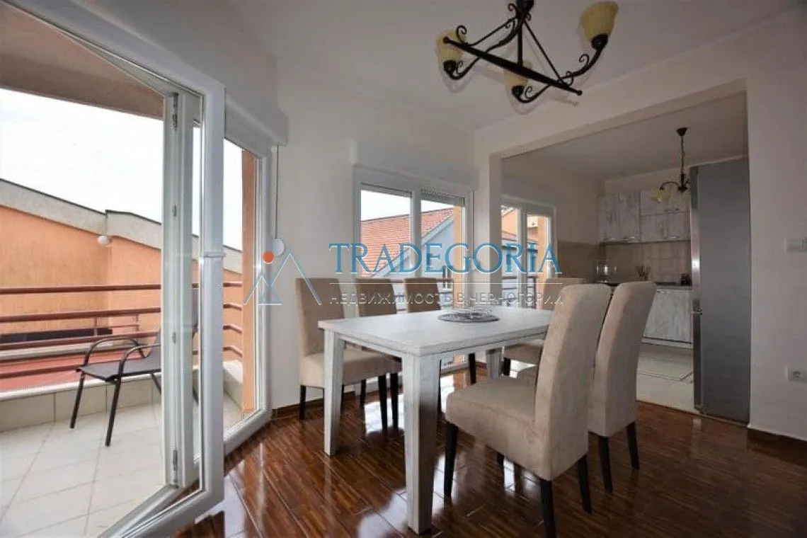 Prodaja, četvorosoban stan, 160m², Petrovac, Budva