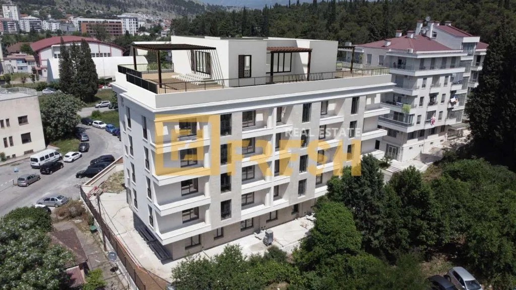 Izdavanje, jednosoban stan, 45m², Gorica C, Podgorica