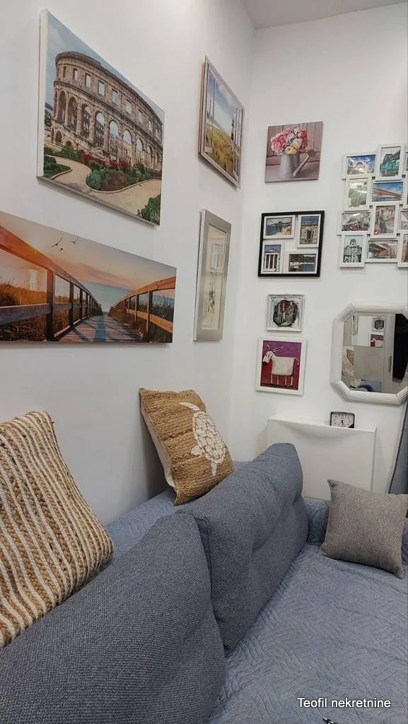 Izdavanje, garsonjera, 22m², Slavija, Vračar Sve Podlokacije