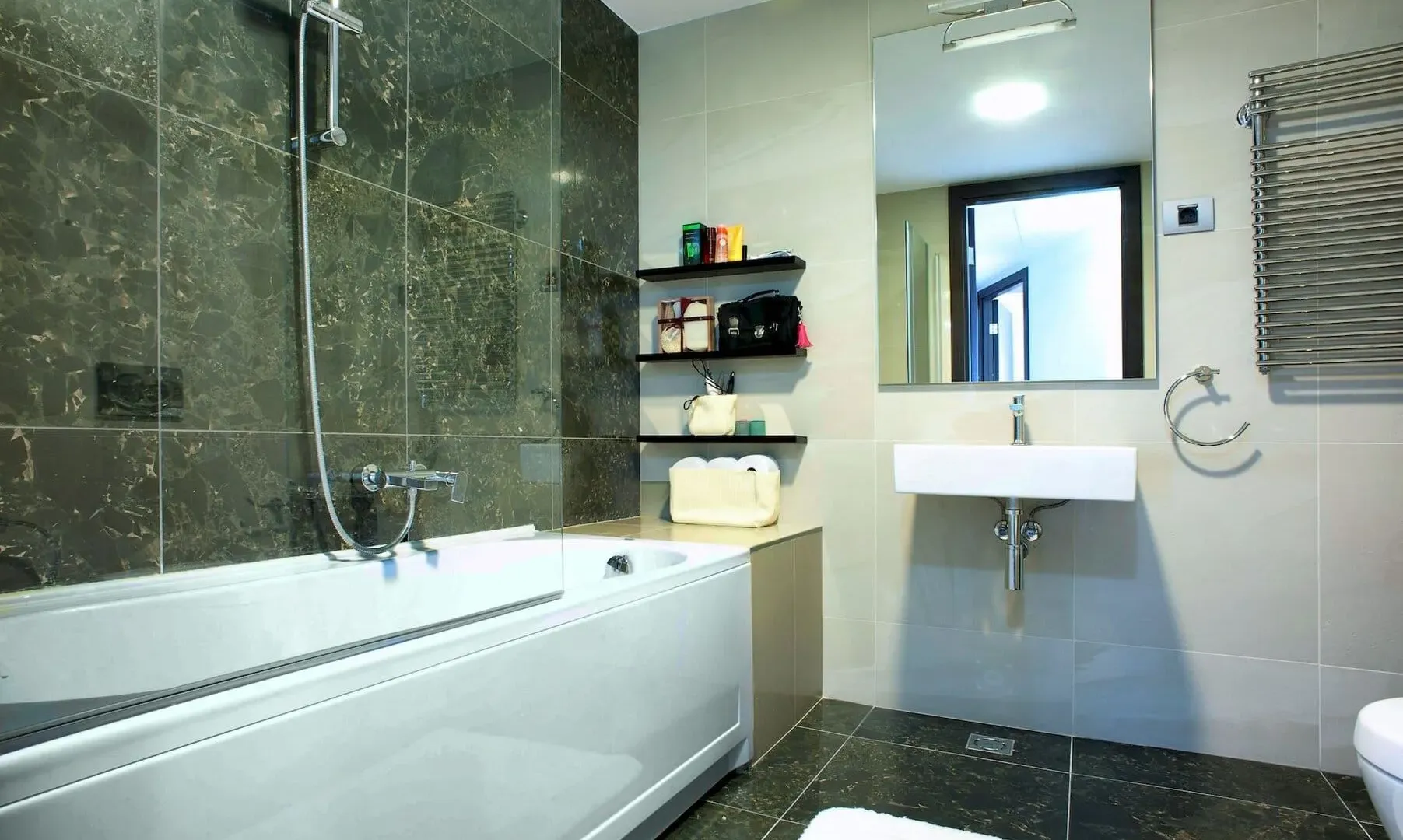 Prodaja, trosoban stan, 195m², Budva, Crna Gora