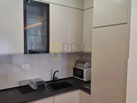 Izdavanje, jednosoban stan, 49m², City Kvart, Podgorica - image 6