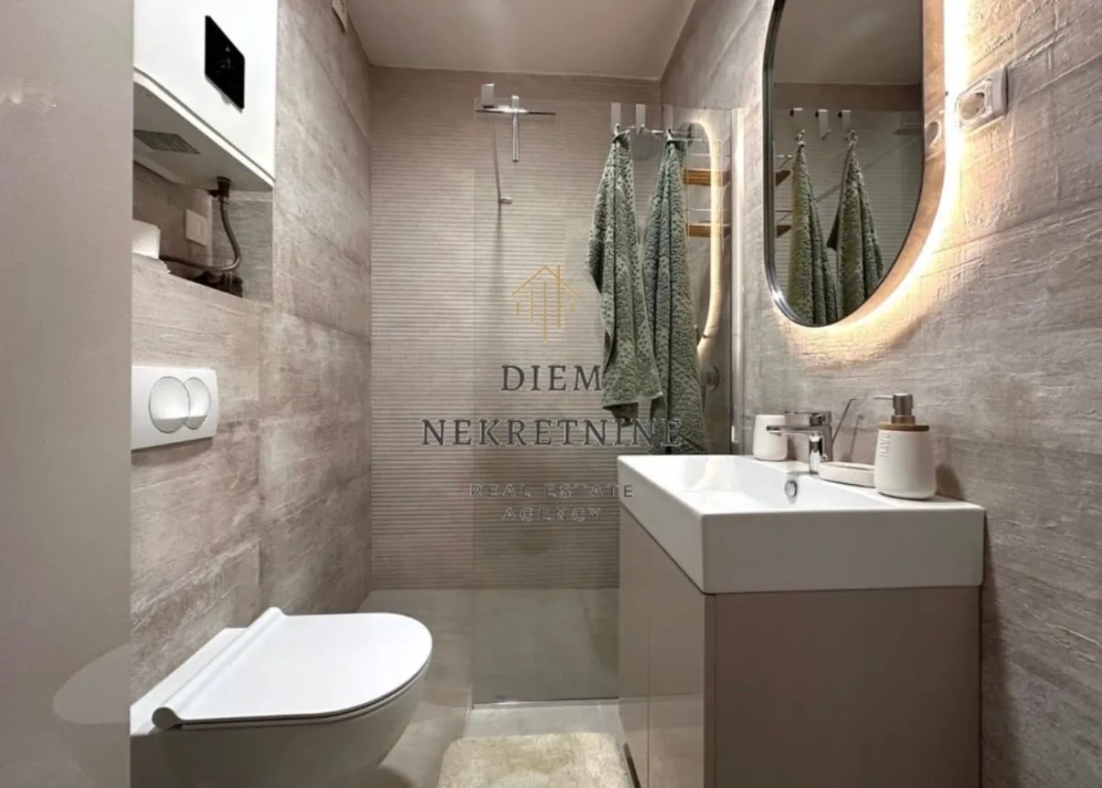 Izdavanje, jednosoban stan, 45m², Gorica C, Podgorica