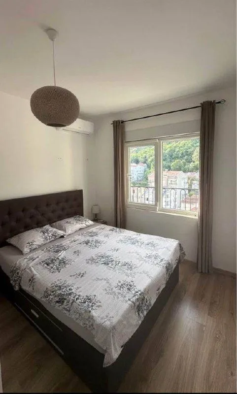 Rent, one bedroom apartment, 52m², Bečići, Budva