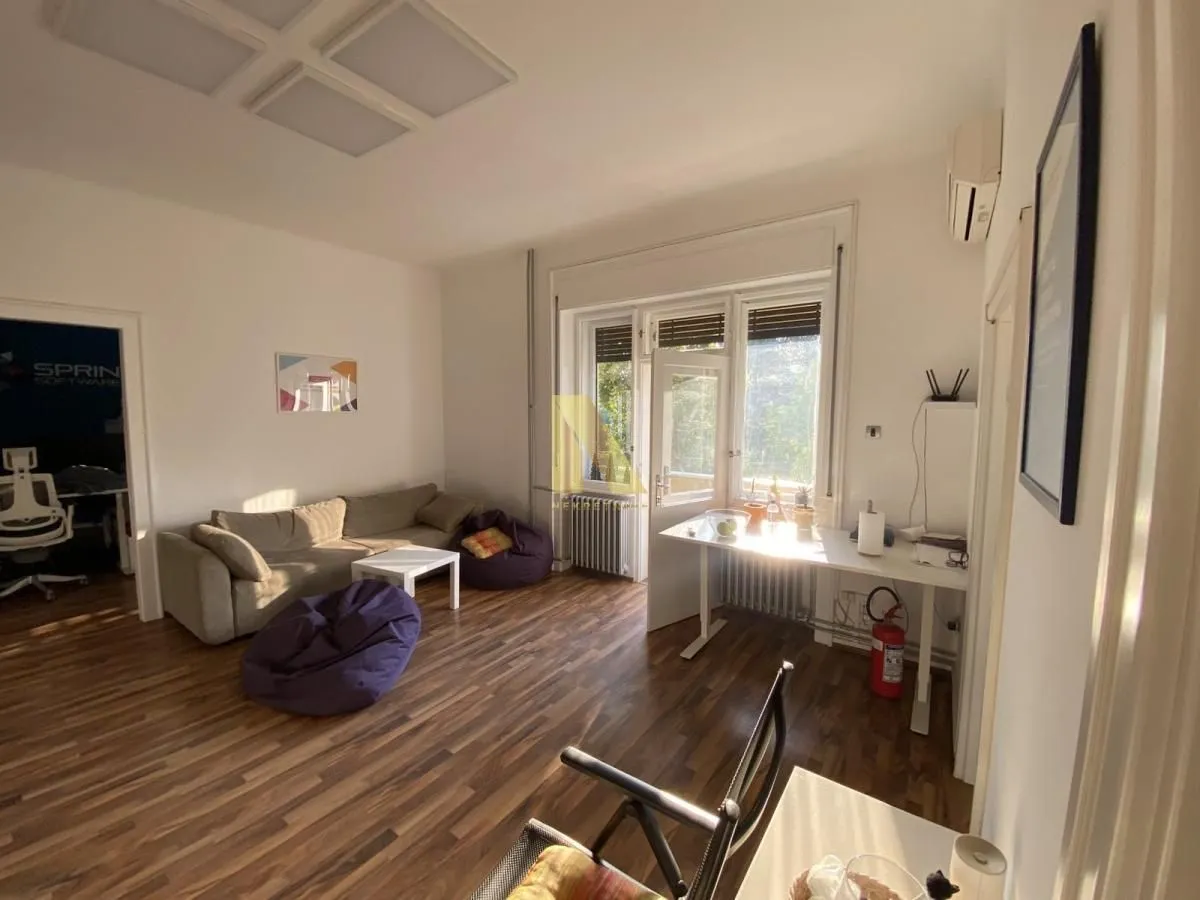 Sale, four bedroom apartment, 131m², Centar, Novi Sad