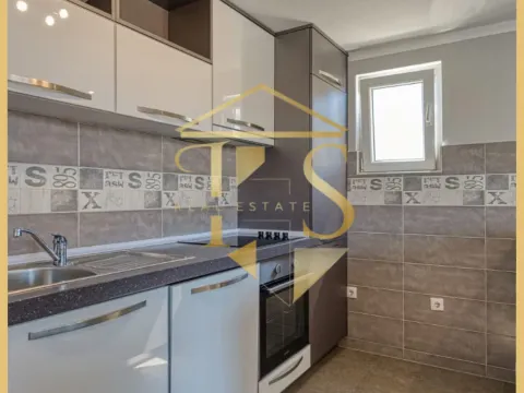 Rent, three bedroom apartment, 120m², Seljanovo, Tivat - image 3