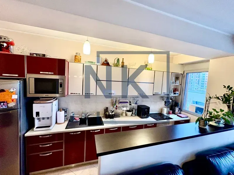Prodaja, trosoban stan, 86m², Stari Aerodrom, Podgorica