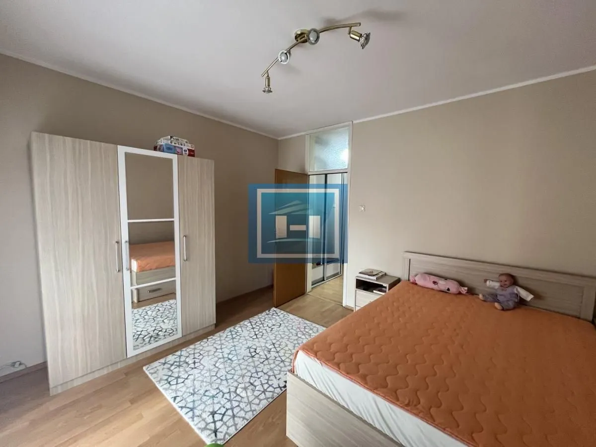 Prodaja, četvorosoban stan, 96m², Centar, Jagodina