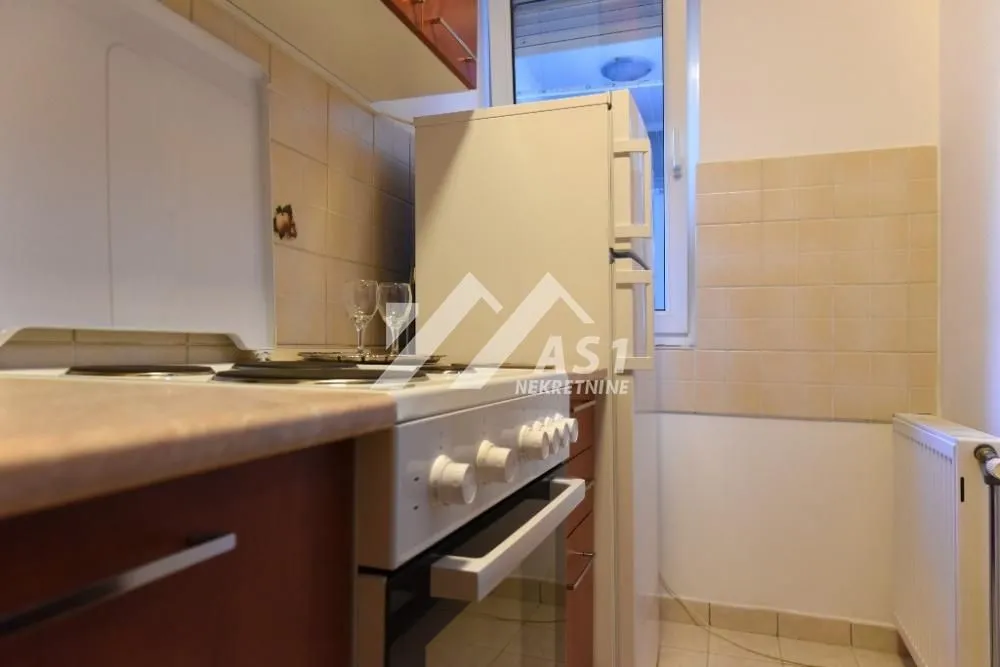 Rent, two bedroom apartment, 51m², Bulevar Oslobodjenja, Novi Sad Sve Podlokacije