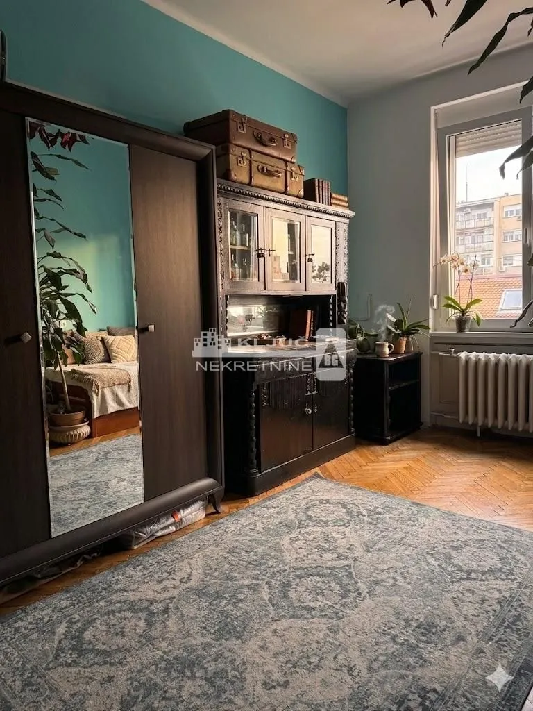 Prodaja, četvorosoban stan, 153m², Stari Grad, Beograd