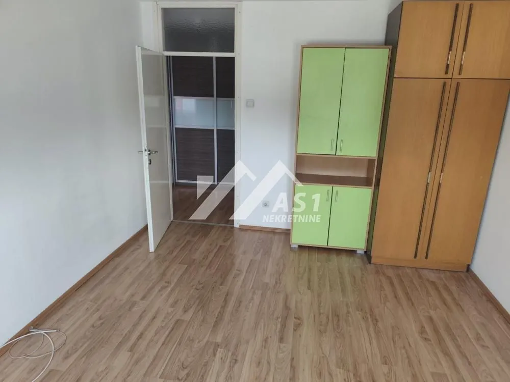 Izdavanje, dvosoban stan, 64m², Liman 4, Novi Sad Sve Podlokacije