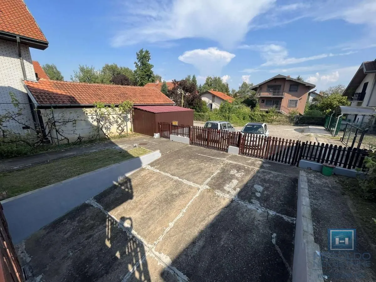 Prodaja, kuća, 353m², Budžino brdo, Jagodina