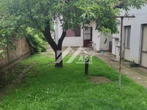 Prodaja, kuća, 220m², Temerin, Novi Sad - image 8