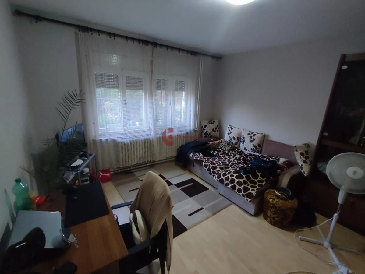 Prodaja, kuća, 250m², Novo Selo, Subotica