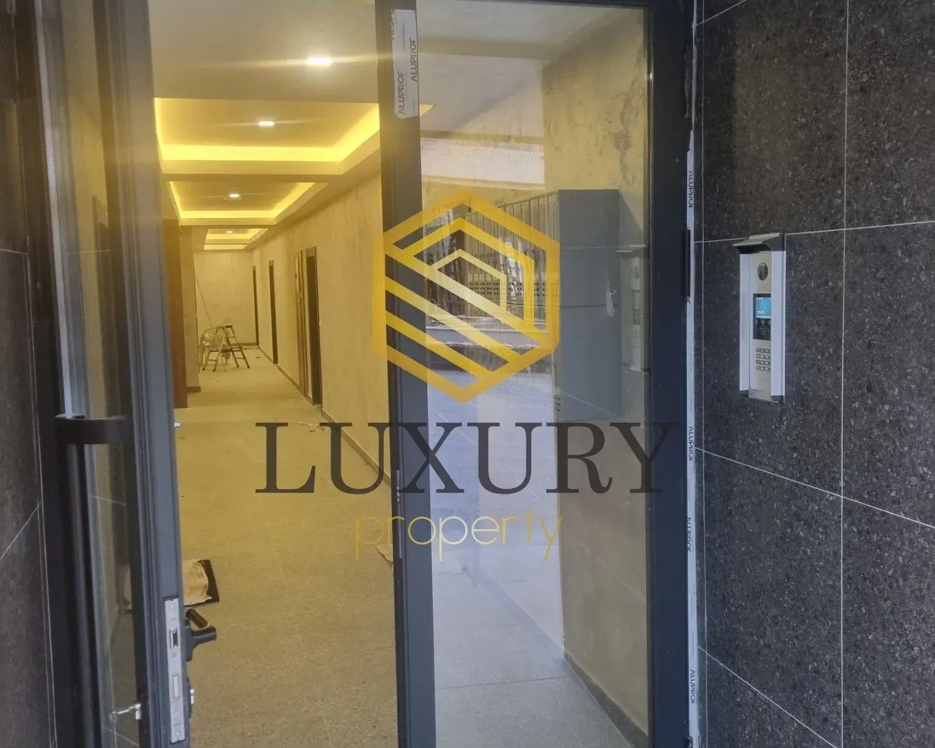 Rent, studio apartment, 30m², Donja Gorica, Podgorica