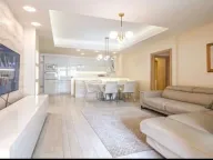 Prodaja, dvosoban stan, 80m², Zaobilaznica, Budva