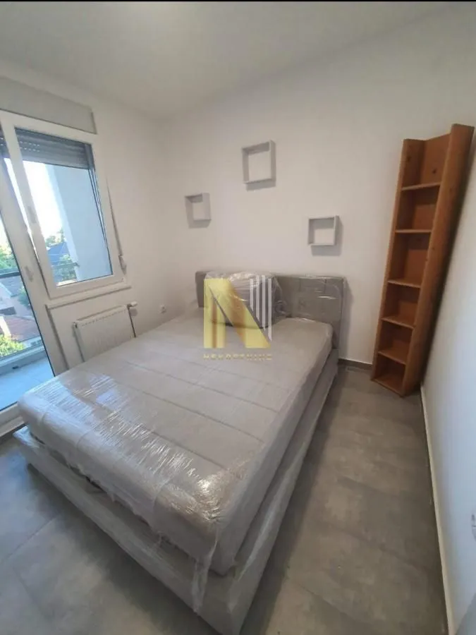 Prodaja, dvosoban stan, 43m², Salajka, Novi Sad Sve Podlokacije
