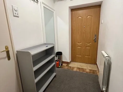 Izdavanje, trosoban stan, 120m², Centar, Podgorica - image 6