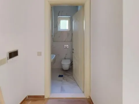 Prodaja, dvosoban stan, 68m², Tivat, Crna Gora - image 10