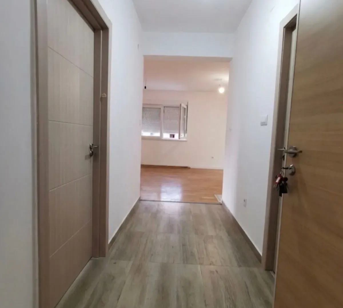 Prodaja, dvosoban stan, 68m², Ljubović, Podgorica
