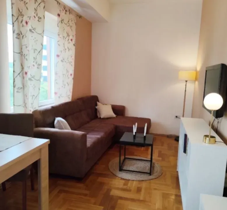 Rent, studio apartment, 23m², Preko Morače, Podgorica