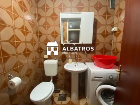 Izdavanje, jednosoban stan, 77m², Centar, Bar - image 5