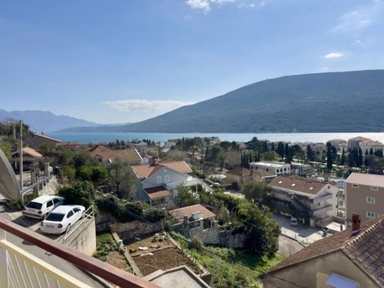 Izdavanje, jednosoban stan, 40m², Kumbor, Herceg Novi