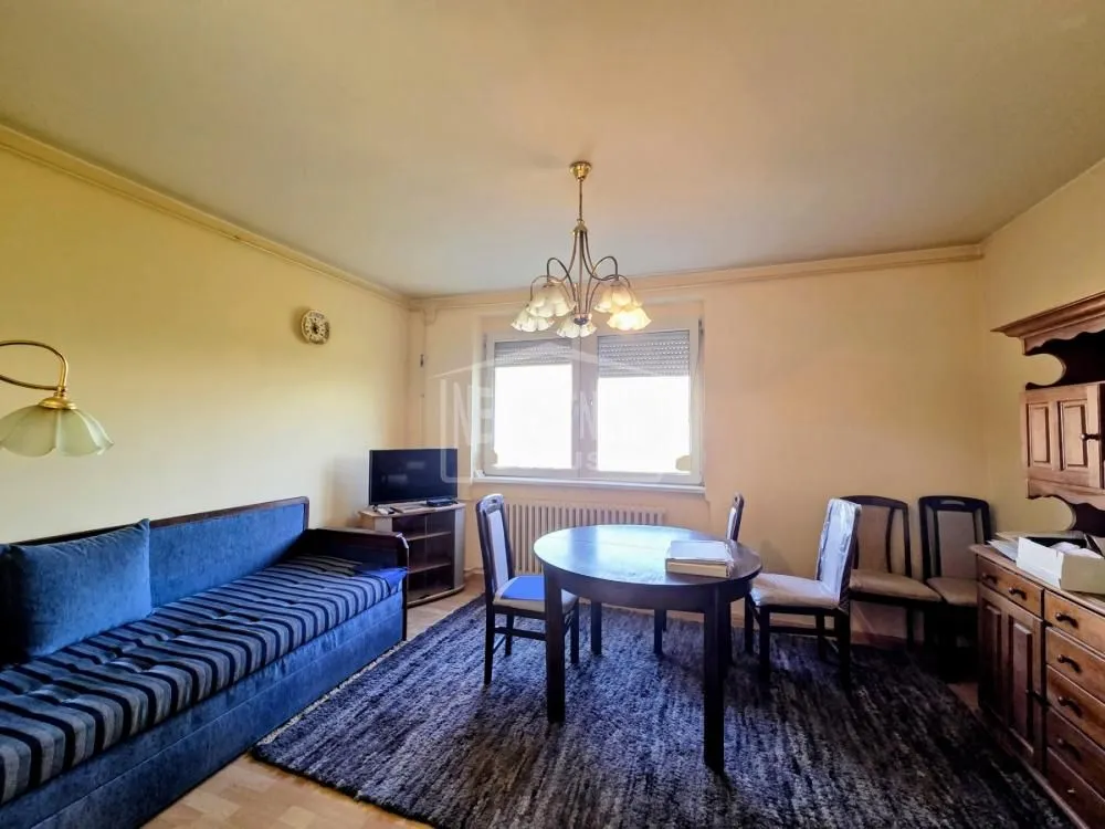 Prodaja, dvosoban stan, 60m², Centar, Subotica