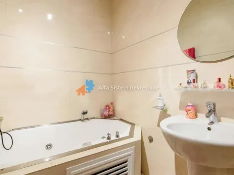 Izdavanje, četvorosoban stan, 130m², Vukov Spomenik, Zvezdara Sve Podlokacije - image 18