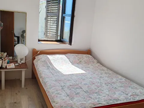 Sale, two bedroom apartment, 40m², Donji Stoliv, Kotor - image 2