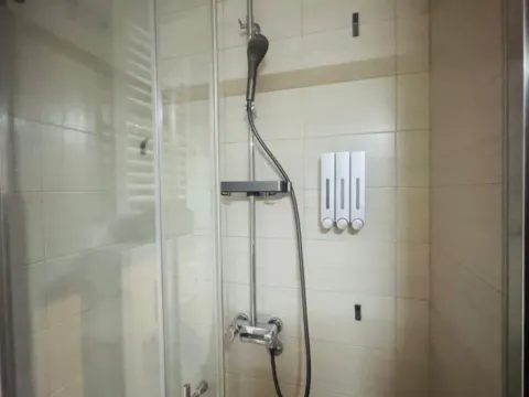 Izdavanje, jednosoban stan, 52m², City Kvart, Podgorica - image 10