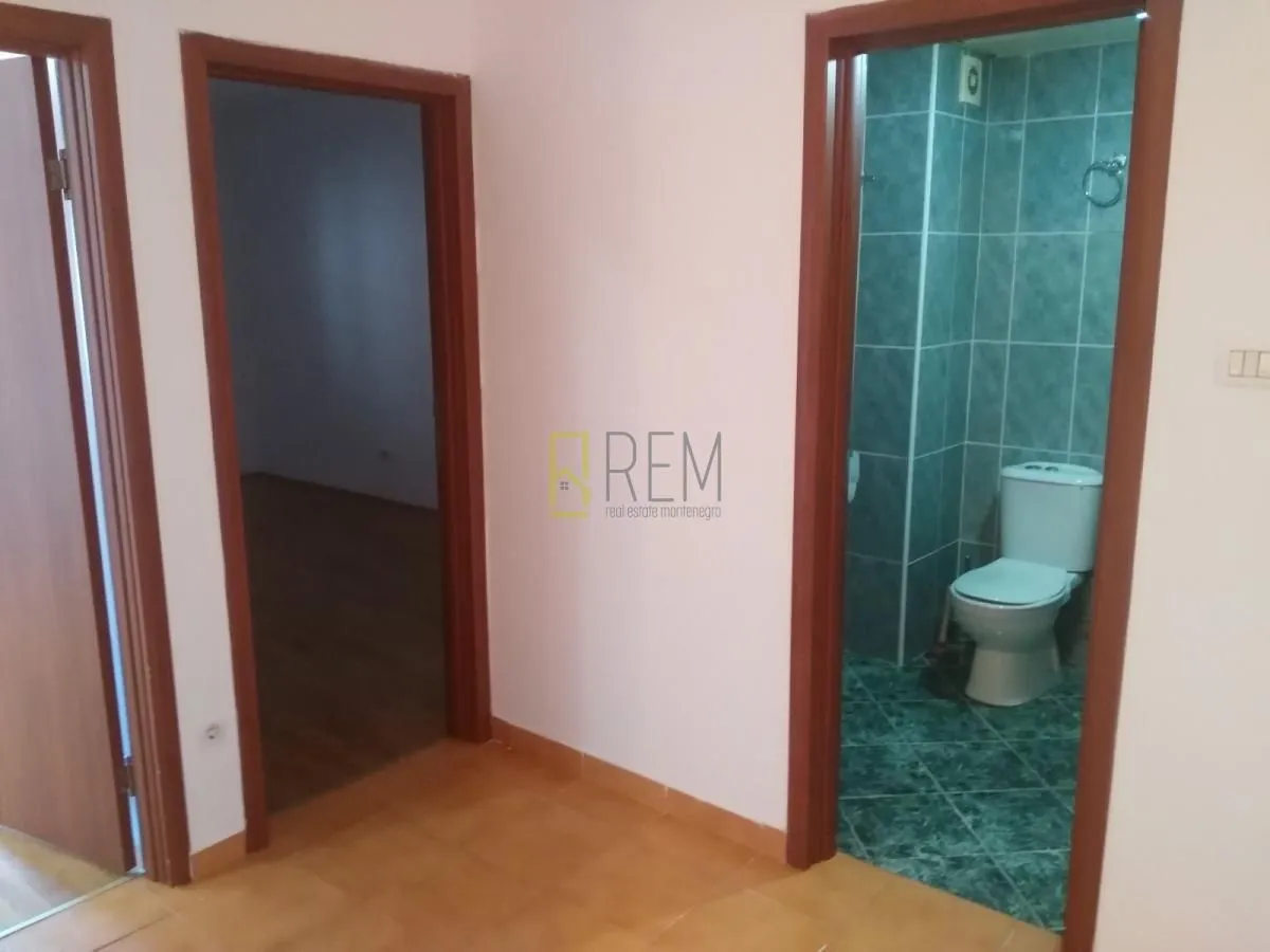 Sale, one bedroom apartment, 45m², Stari Aerodrom, Podgorica