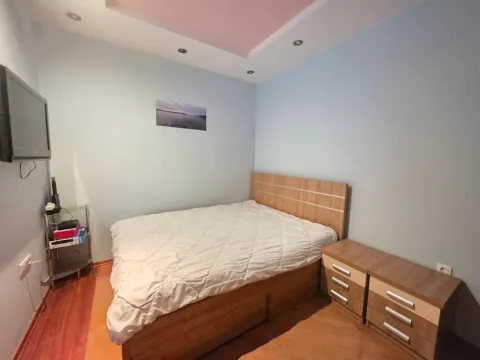 Rent, two bedroom apartment, 86m², Budva, Crna Gora - image 17