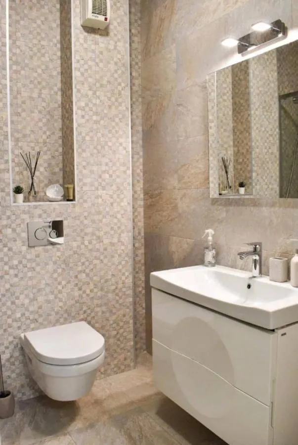 Rent, two bedroom apartment, 84m², Kotor, Crna Gora
