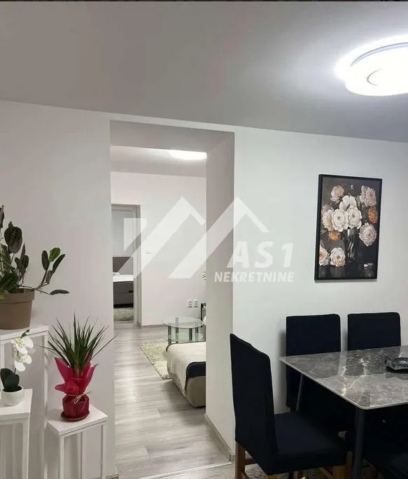 Izdavanje, kuća, 60m², Trandžament, Petrovaradin