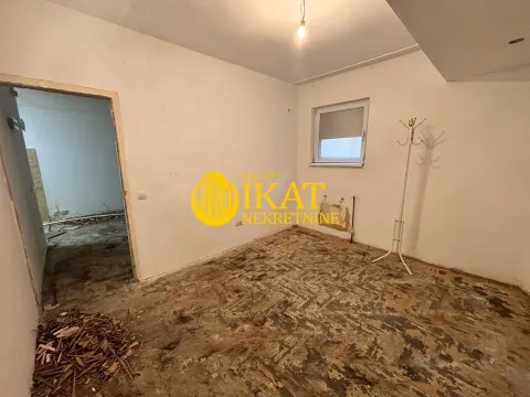 Prodaja, dvosoban stan, 37m², Zeleno Brdo, Zvezdara Sve Podlokacije - image 2